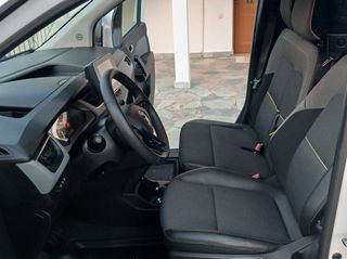 Κλούβα Renault 2022 KANGKOU. Τριθεσιο-thumb-23