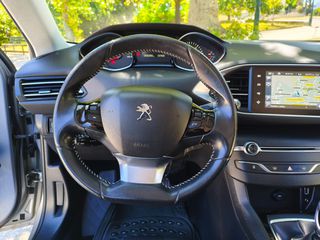 Peugeot 308 2014 ALLURE 1.6-thumb-33