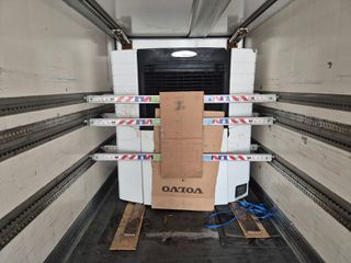 Ψυγείο 2011 Carrier 1850 mt vector