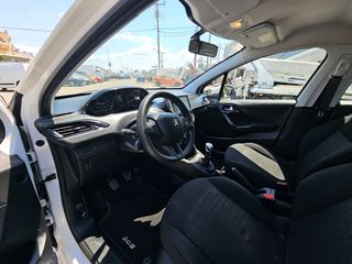 Peugeot 208 2018-thumb-12