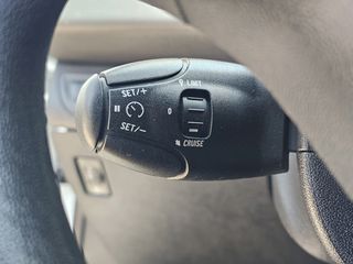 Peugeot 208 2018-thumb-14