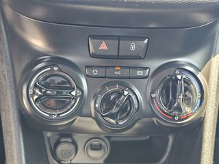 Peugeot 208 2018-thumb-15