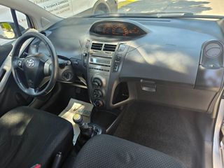 Toyota Yaris 2011 1.3 VVTI 5D Ελληνικο-thumb-9