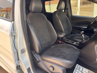 Ford Kuga 2017 1.5 TDCI ST-LINE-thumb-37