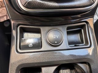 Ford Kuga 2017 1.5 TDCI ST-LINE-thumb-19