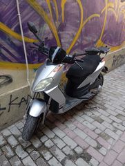 Aprilia Sportcity 50 2015-thumb-1