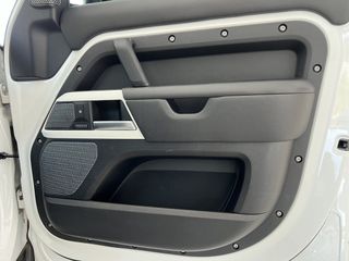 Land Rover Defender 2021 HSE  7SEATS PANORAMA 22''ΖΑΝΤΕΣ HUD MERIDIAN-thumb-31