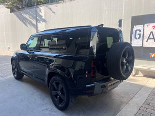 Land Rover Defender 2022 D300 X DYNAMIC HSE-thumb-5