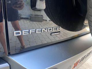 Land Rover Defender 2022 D300 X DYNAMIC HSE-thumb-10