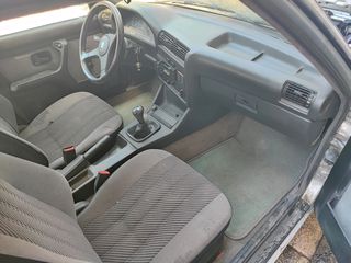 bmw E30 ολόκληρο για ανταλλακτικα-thumb-4