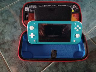 Nintendo switch lite-thumb-1
