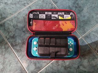 Nintendo switch lite-thumb-2