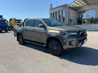 Toyota Hilux 2023 DOUBLE CAB 2.8 D-4D INVINCIBLE 4X4 AUTOMATIC-thumb-1