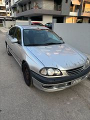 Toyota Avensis 1997