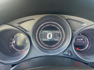 Citroen C4 2016-thumb-17