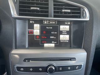 Citroen C4 2016-thumb-19