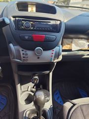 Toyota Aygo 2011-thumb-10