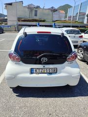 Toyota Aygo 2011-thumb-20