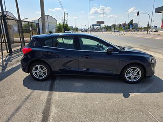 Ford Focus 2020 1.5 TDCI-thumb-6