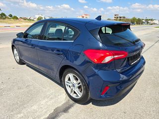 Ford Focus 2020 1.5 TDCI-thumb-10