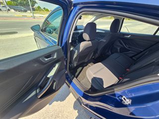 Ford Focus 2020 1.5 TDCI-thumb-15