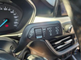 Ford Focus 2020 1.5 TDCI-thumb-31