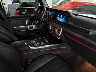 Mercedes-Benz G 63 AMG 2025 MY2026 | AMG Carbon | Active Ride Control | Night-thumb-22