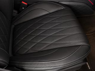 Mercedes-Benz G 63 AMG 2025 MY2026 | AMG Carbon | Active Ride Control | Night-thumb-25