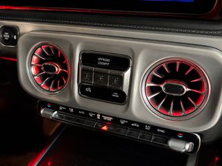 Mercedes-Benz G 63 AMG 2025 MY2026 | AMG Carbon | Active Ride Control | Night-thumb-29