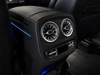 Mercedes-Benz G 63 AMG 2025 MY2026 | AMG Carbon | Active Ride Control | Night-thumb-31
