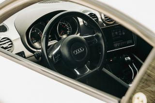 Audi TT 2009-thumb-14