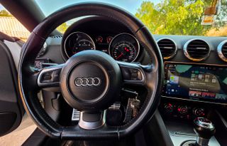 Audi TT 2009-thumb-16