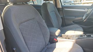 Volkswagen Golf 2021 eTSI LIFE DSG 110HP-thumb-6