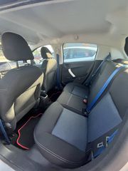 Peugeot 208 2015-thumb-11
