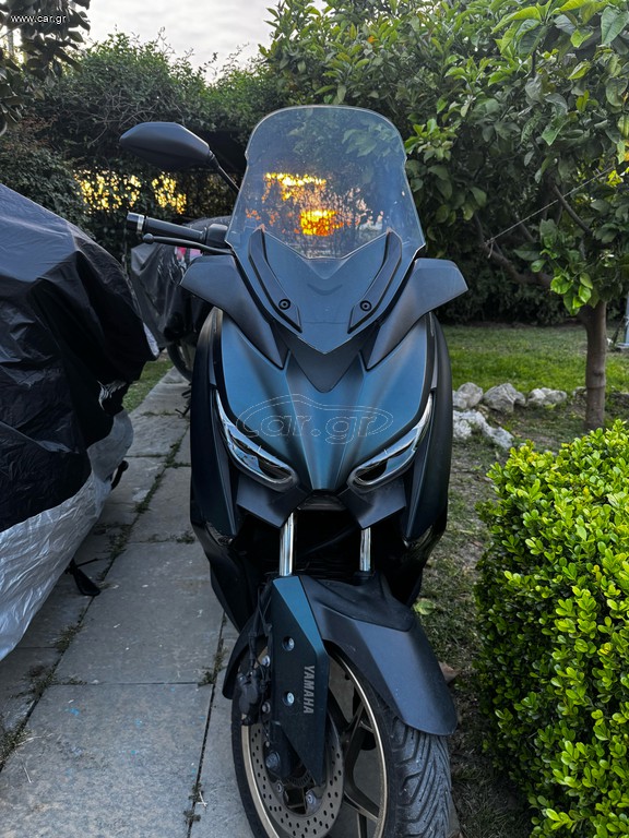 Yamaha XMAX 300 Tech Max 2022