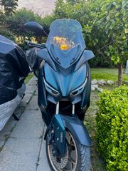 Yamaha XMAX 300 Tech Max 2022-thumb-1