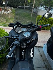 Yamaha XMAX 300 Tech Max 2022-thumb-4