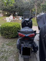 Yamaha XMAX 300 Tech Max 2022-thumb-7