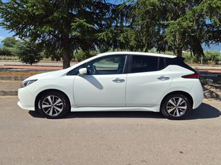 Nissan Leaf 2021 40kwh-thumb-3