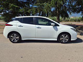 Nissan Leaf 2021 40kwh-thumb-7