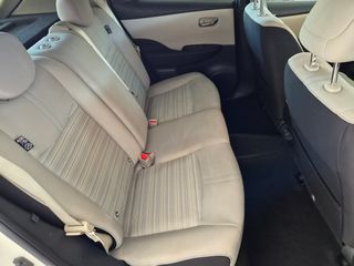 Nissan Leaf 2021 40kwh-thumb-14