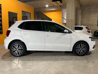 Volkswagen Polo 2017-thumb-3