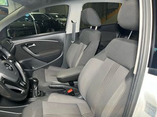 Volkswagen Polo 2017-thumb-14