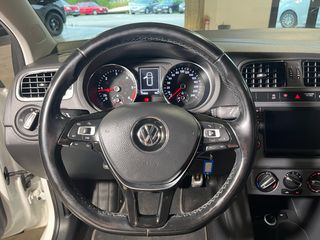 Volkswagen Polo 2017-thumb-16