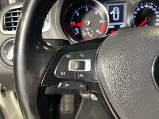 Volkswagen Polo 2017-thumb-17