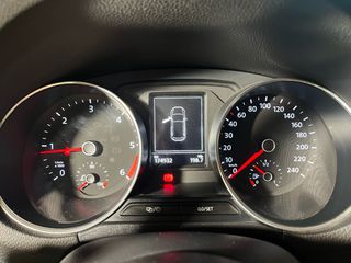 Volkswagen Polo 2017-thumb-19