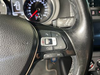 Volkswagen Polo 2017-thumb-18