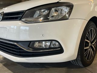 Volkswagen Polo 2017-thumb-10