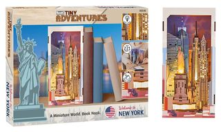 Revell Tiny Adventures Book Nook Mini Diorama New York 18 cm