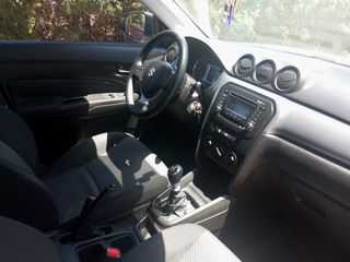 Suzuki Vitara 2016-thumb-21
